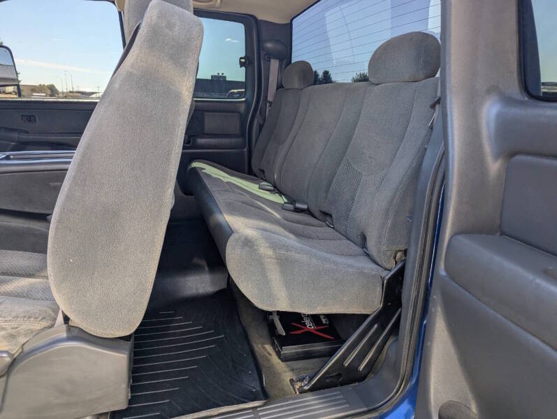 chevrolet silverado 2500hd 2003 1GCHK29193E317495 image chevrolet silverado 2500hd 2003 1GCHK29193E317495 image